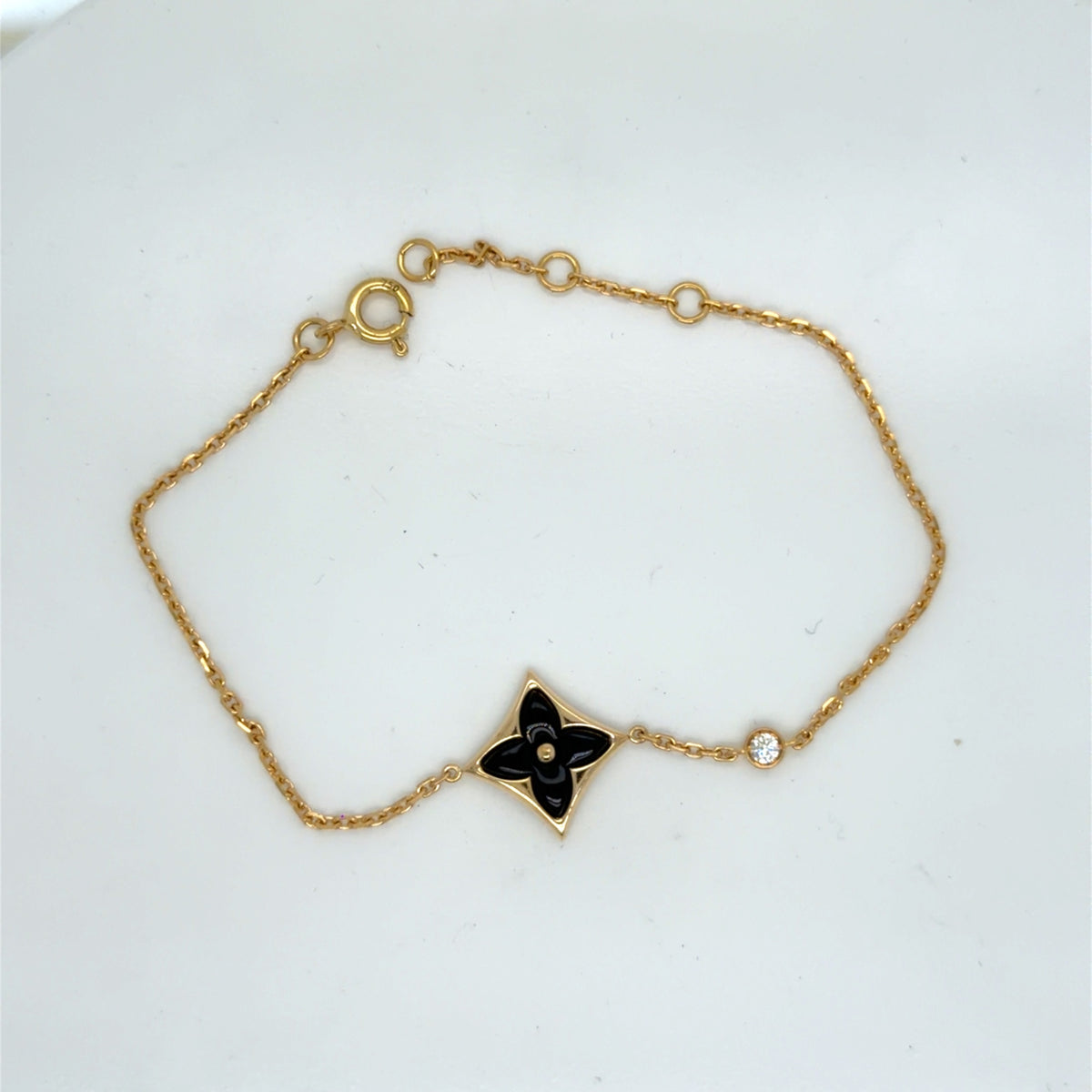 Louis Vuitton Color Blossom BB Star Bracelet 18K Gold Onyx Diamond (view 2)