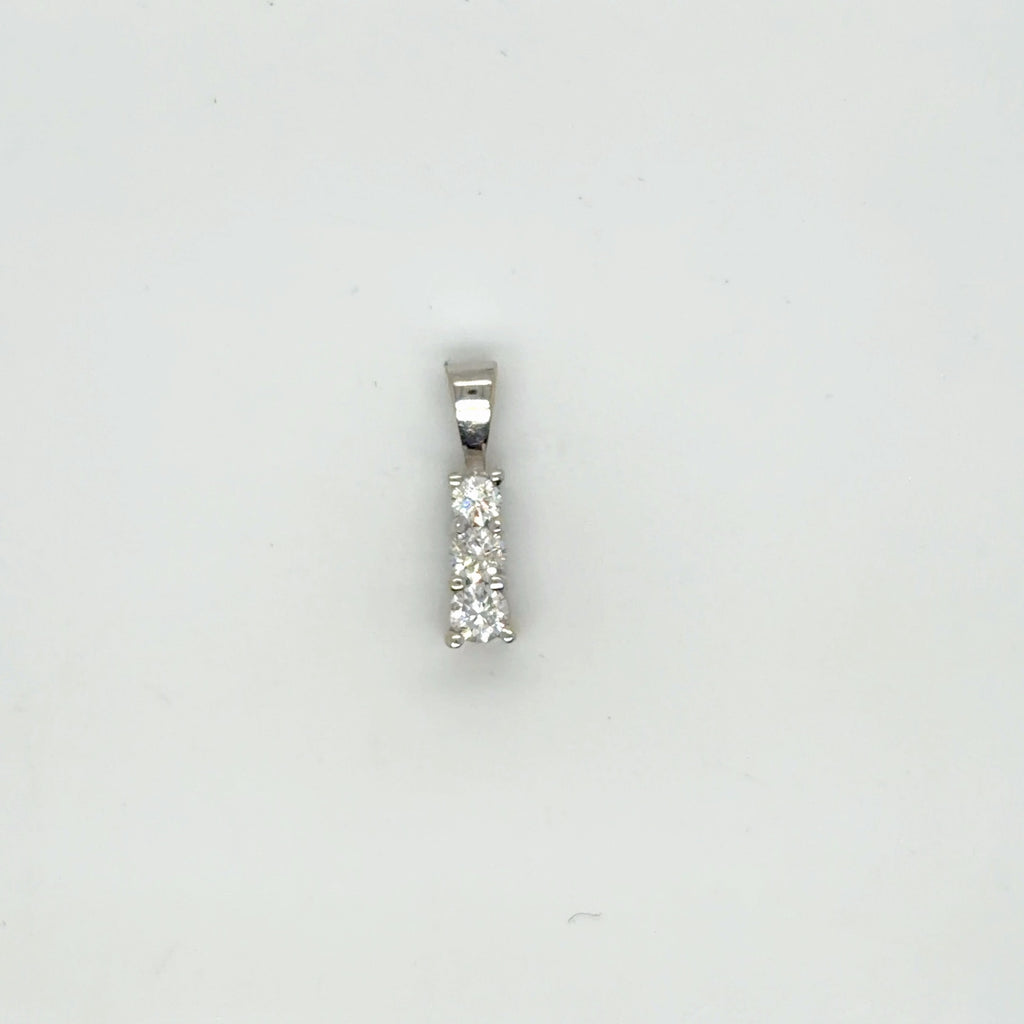 14K White Gold Natural Diamond Three-Stone Pendant 0.25 ctw G I1