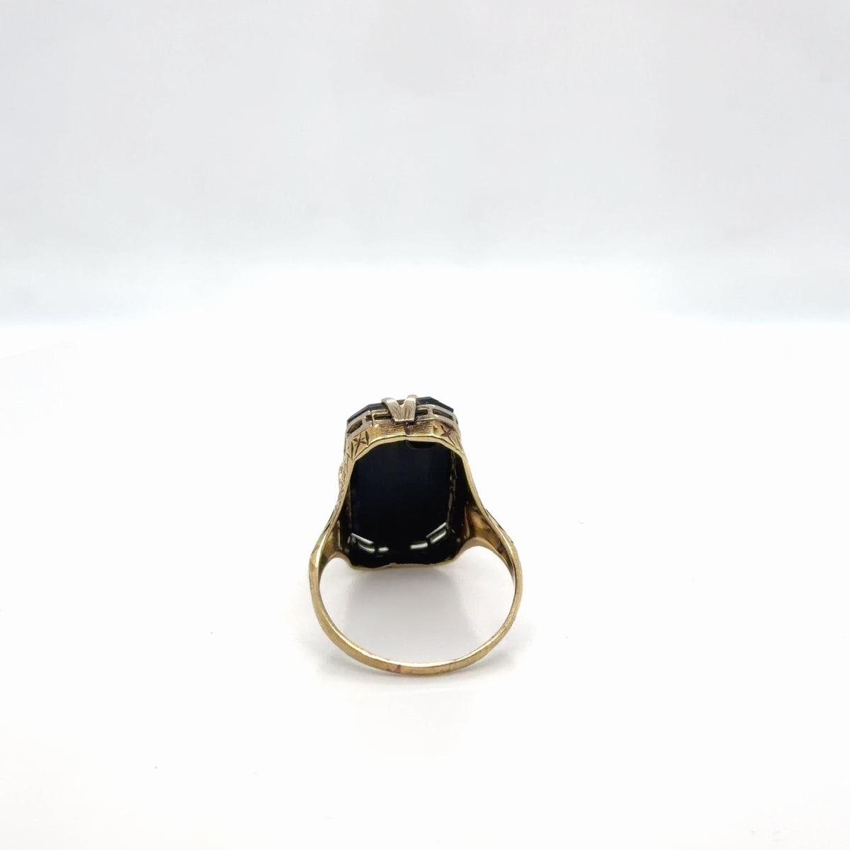 Vintage Art Deco 14K Yellow Gold Black Onyx Diamond Ring Size 7.75 (view 3)