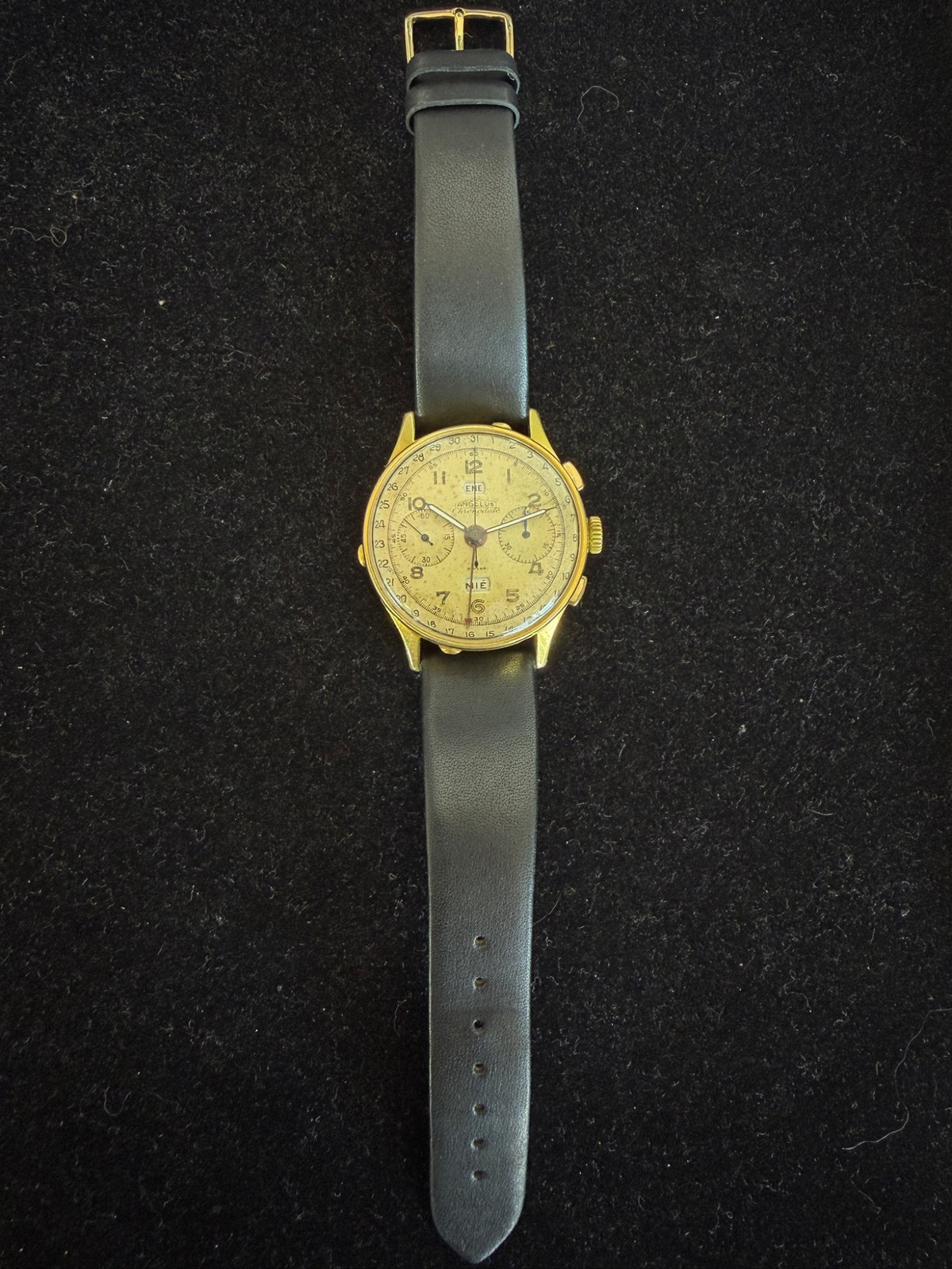 Angelus Chronodato Vintage Chronograph Gold Plated Watch 38mm (view 7)