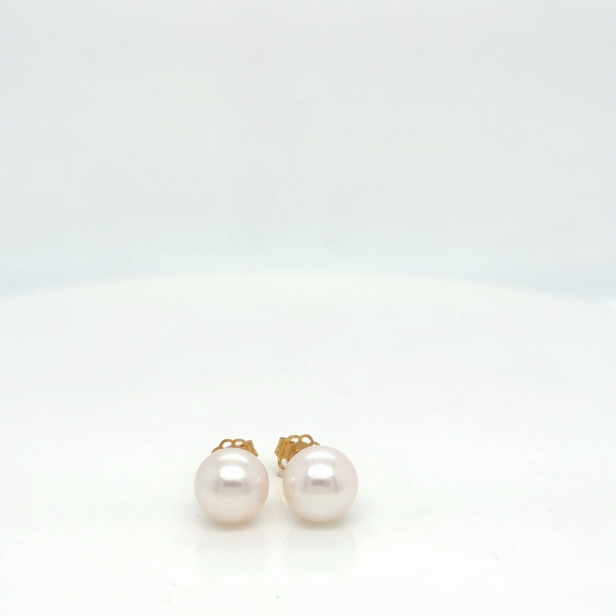 14K Yellow Gold Natural Akoya Pearl Stud Earrings, Round Cultured Pearls (view 2)
