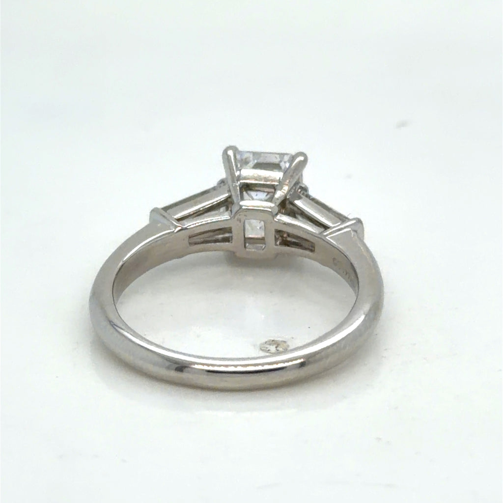 Tiffany & Co. Platinum 1.53ct Emerald Cut Diamond 2.11ctwa Ring Size 6 (view 7)