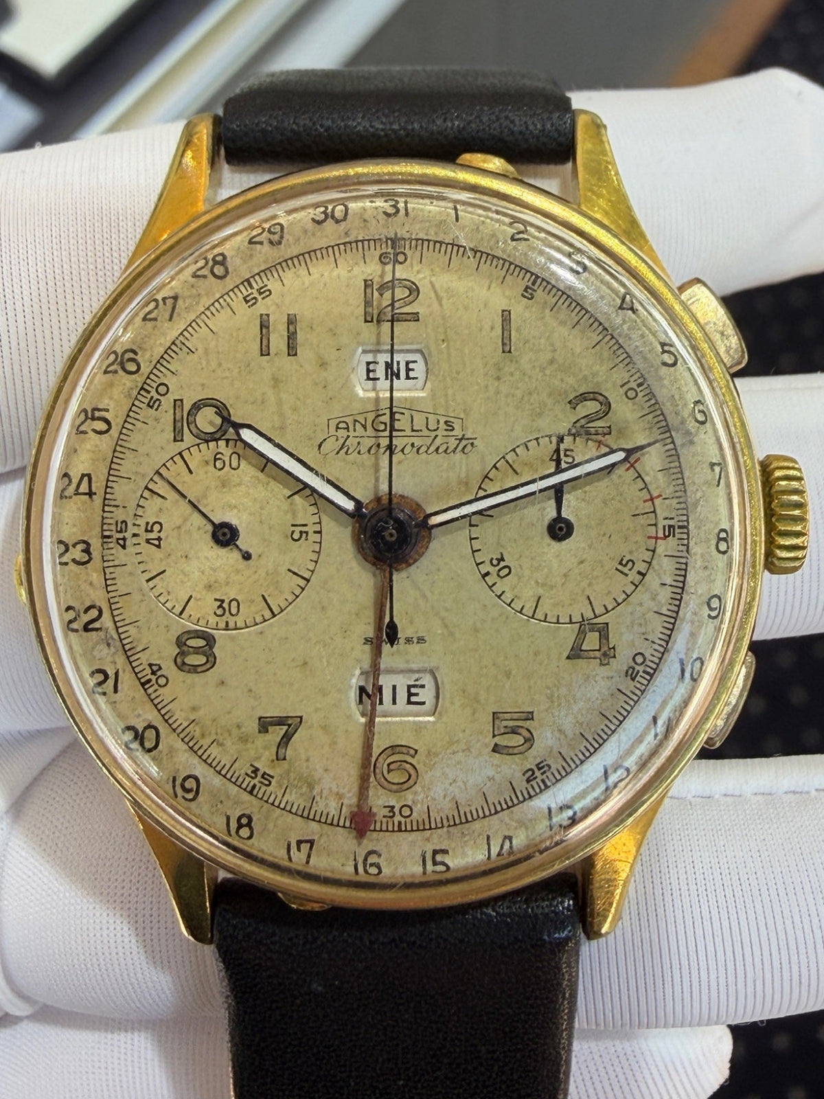 Angelus Chronodato Vintage Chronograph Gold Plated Watch 38mm (view 11)