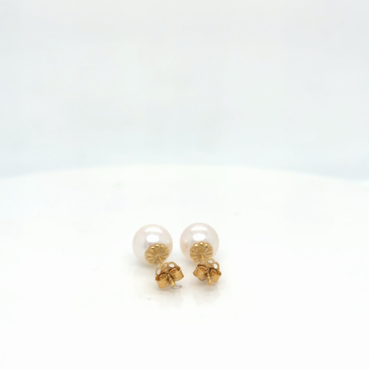 14K Yellow Gold Natural Akoya Pearl Stud Earrings, Round Cultured Pearls (view 4)