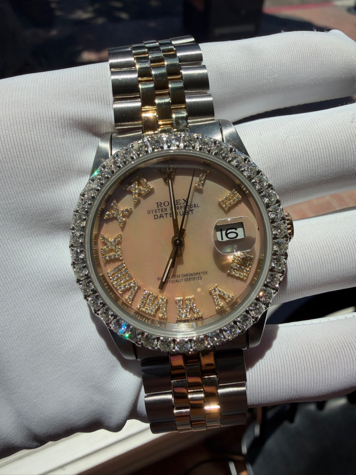 Rolex Datejust 36 Two-Tone Steel 18k Gold MOP Diamond Dial Ref 16233 (view 1)
