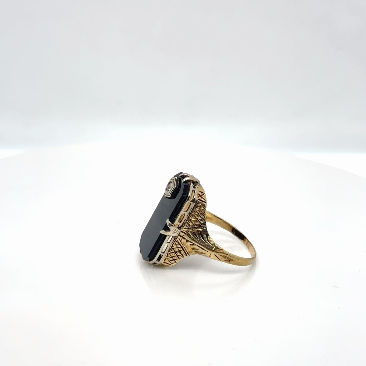 Vintage Art Deco 14K Yellow Gold Black Onyx Diamond Ring Size 7.75 (view 2)