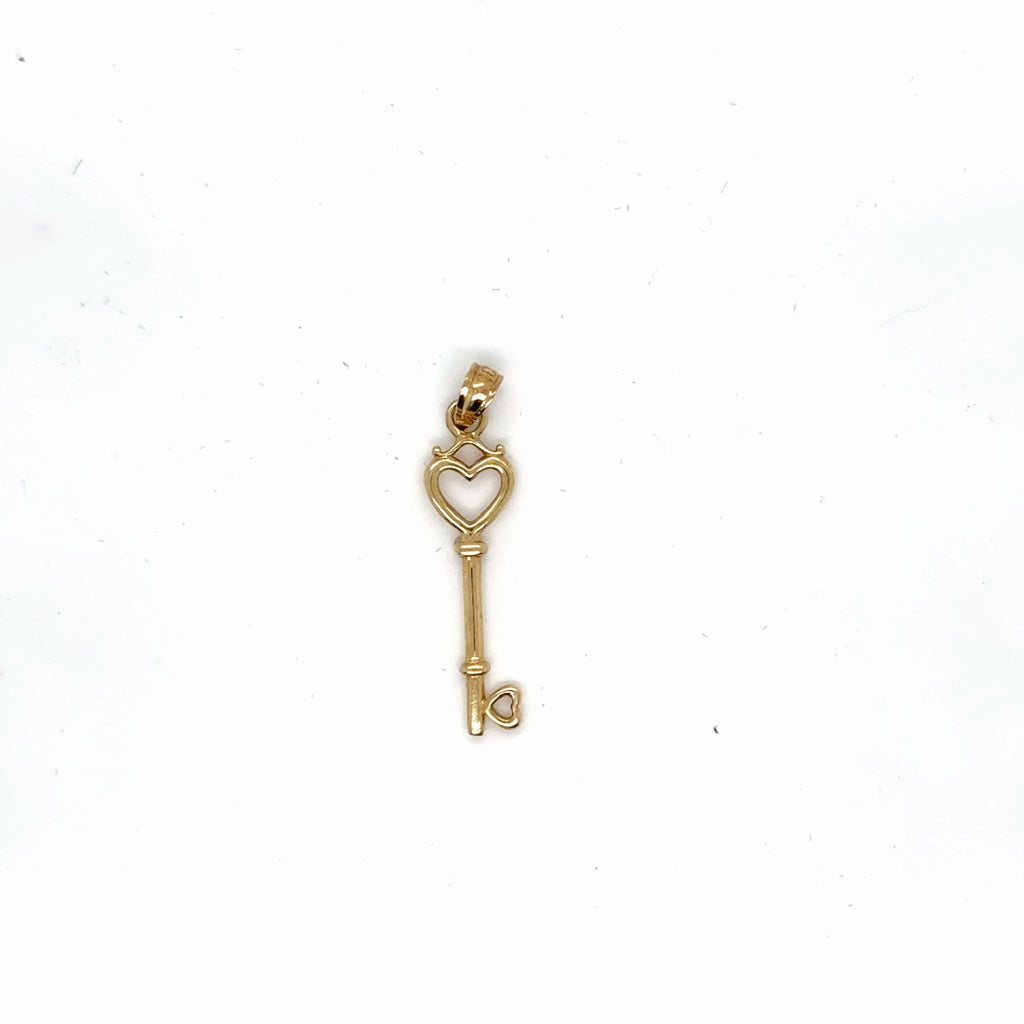 10K Yellow Gold Heart Key Pendant, Pre-Owned Fine Charm, 0.87g (view 2)