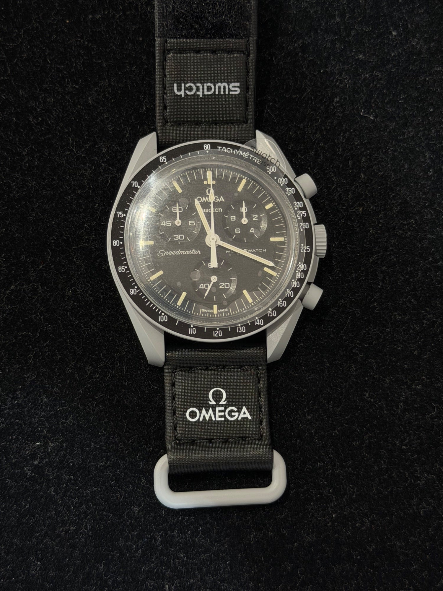 Omega x Swatch MoonSwatch Mission to Moon Bioceramic SO33M100 42mm (view 4)