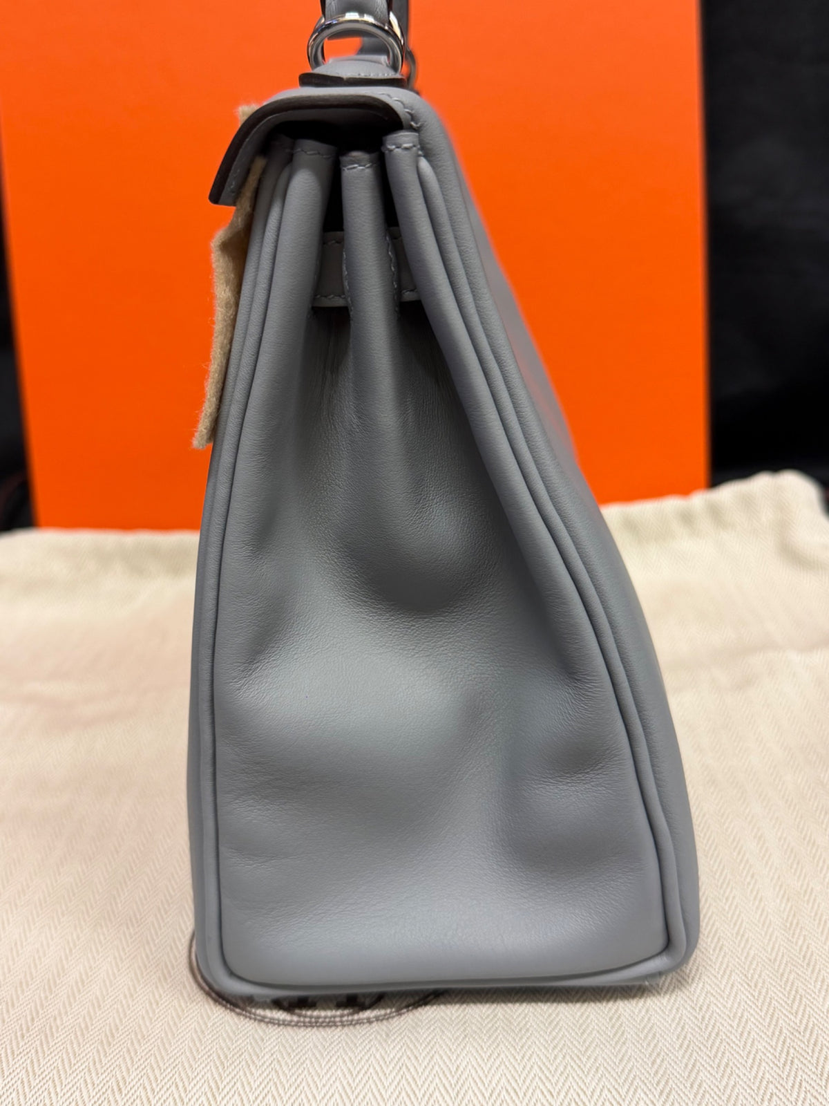 Hermès Kelly 25 Gris Pantin Swift Leather Palladium Hardware Handbag 2026 (view 5)