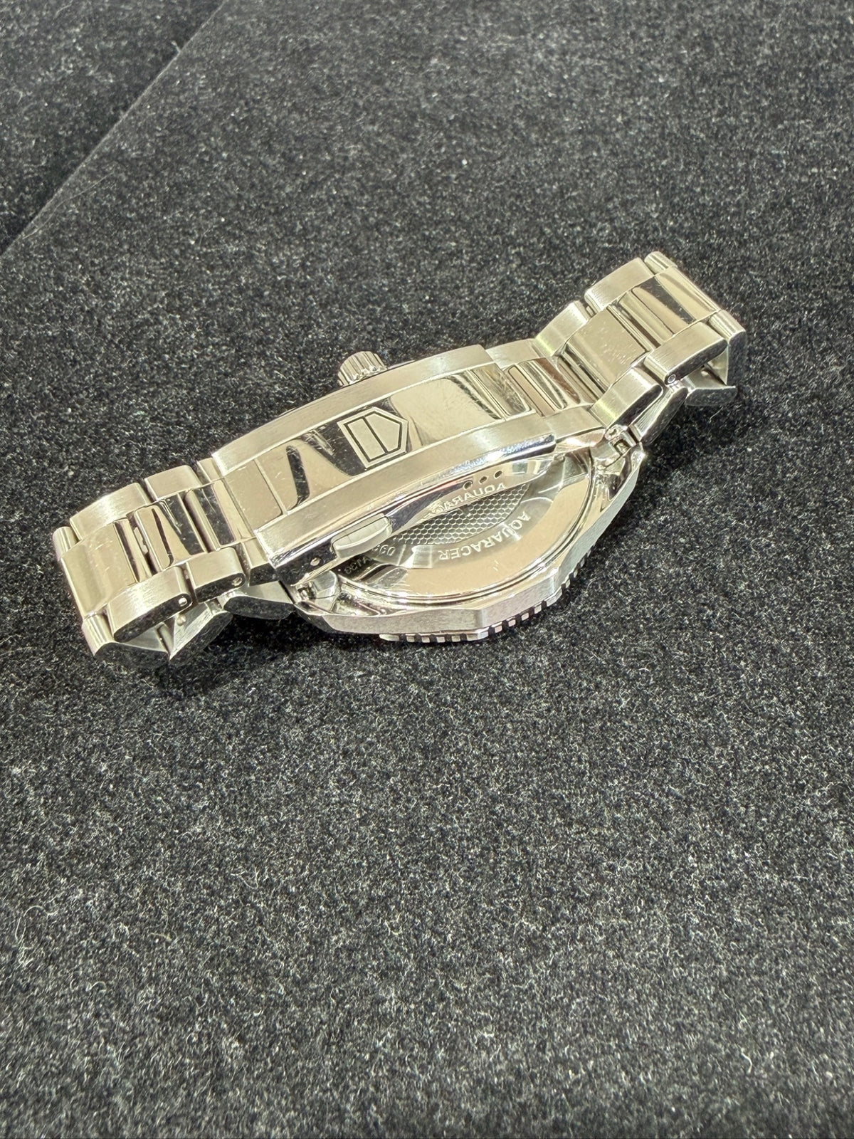 Tag Heuer Aquaracer Quartz Stainless Steel 40mm Watch WBP1113 (view 7)