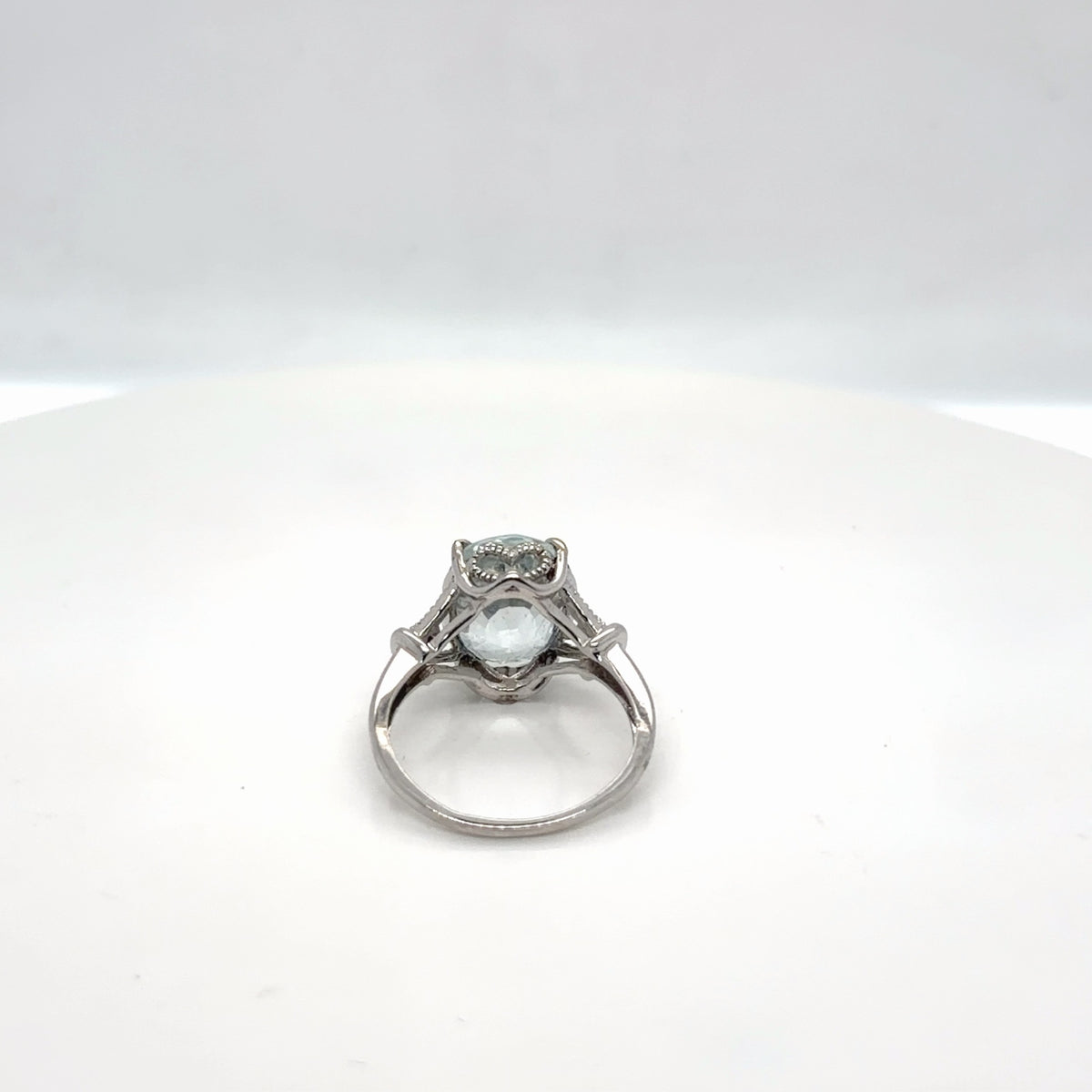 14K White Gold Blue Topaz Oval Diamond Accent Cocktail Ring Size 7 (view 3)