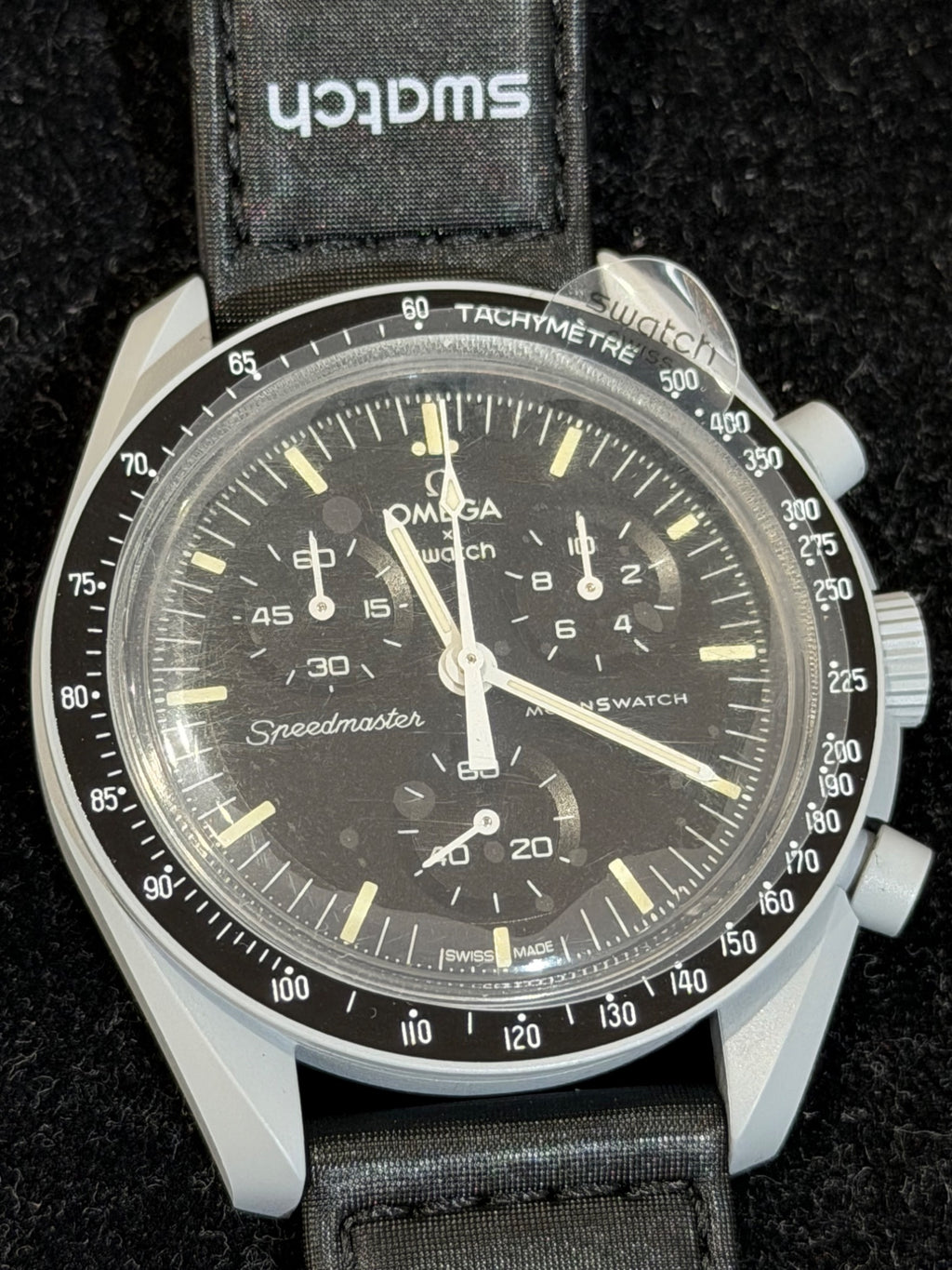 Omega x Swatch MoonSwatch Mission to Moon Bioceramic SO33M100 42mm (view 8)