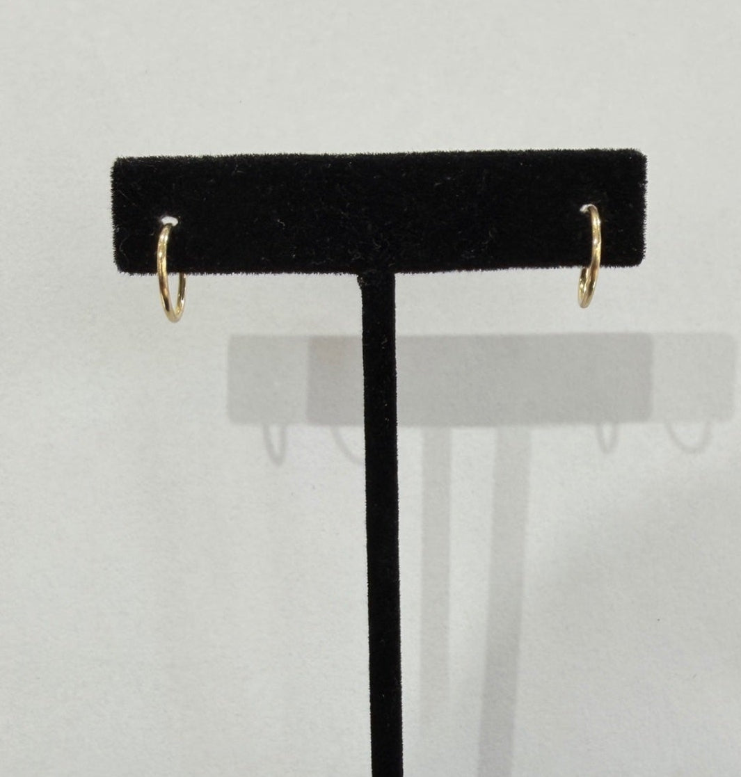 14K Yellow Gold Plain Hoop Earrings, Continuous Hoop, Minimalist (view 3)