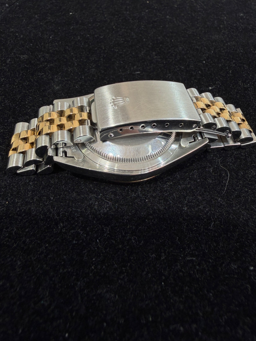 Rolex Datejust 16233 Two-Tone Steel 18k Gold Champagne Diamond Dial (view 8)