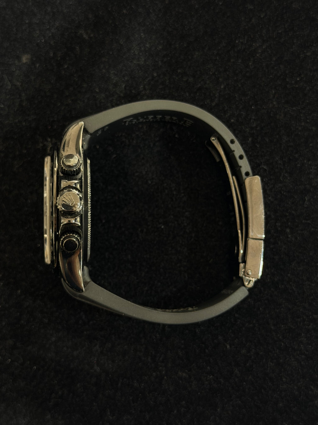Rolex Cosmograph Daytona 116520 PVD Coated Black Dial Rubber Strap (view 4)