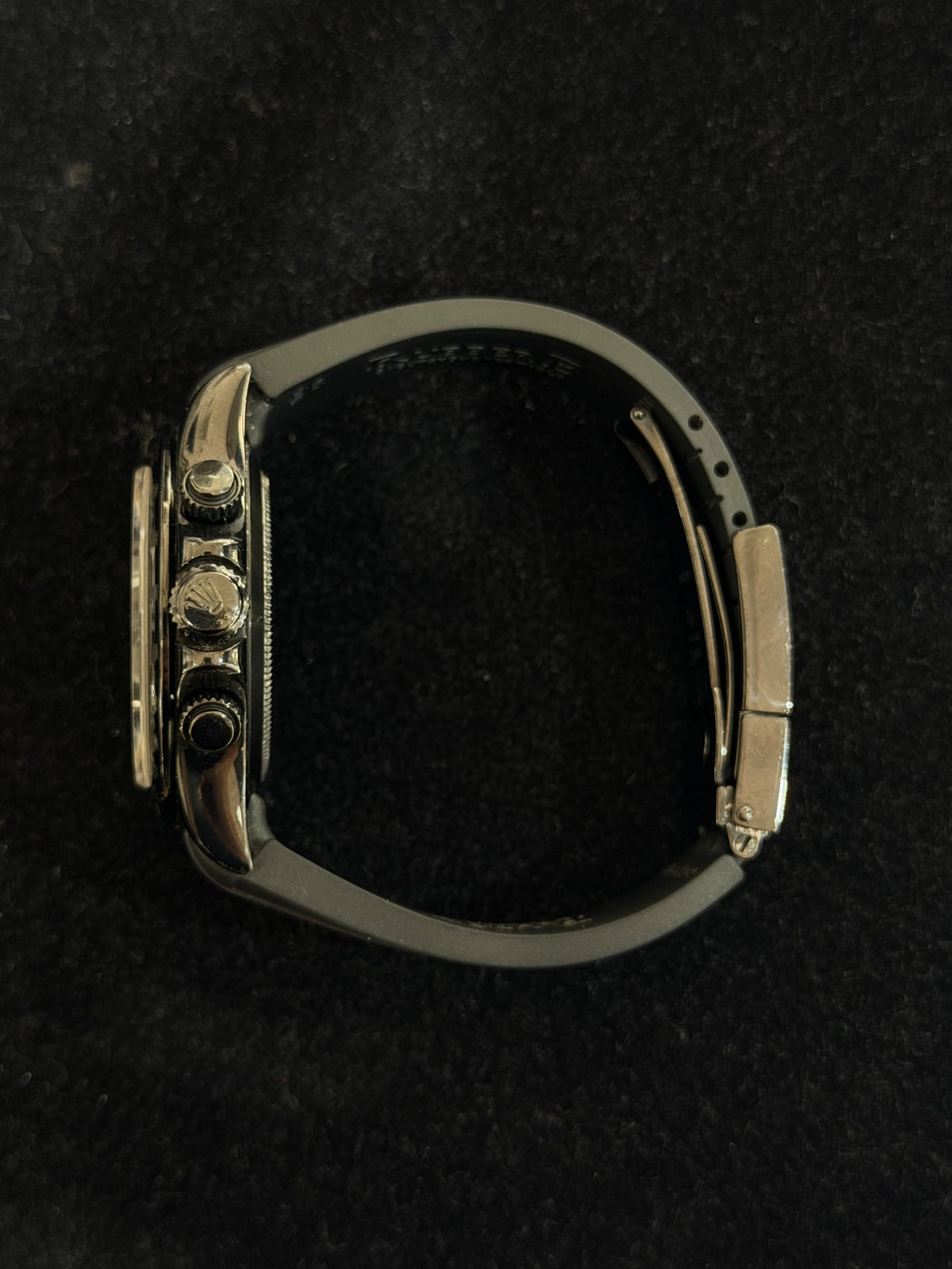 Rolex Cosmograph Daytona 116520 PVD Coated Black Dial Rubber Strap (view 4)
