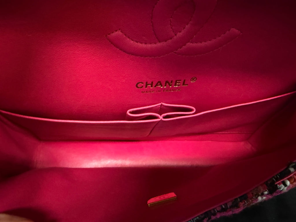 Chanel Fantasy Tweed Medium Double Flap Shoulder Bag Multicolor Gold (view 9)
